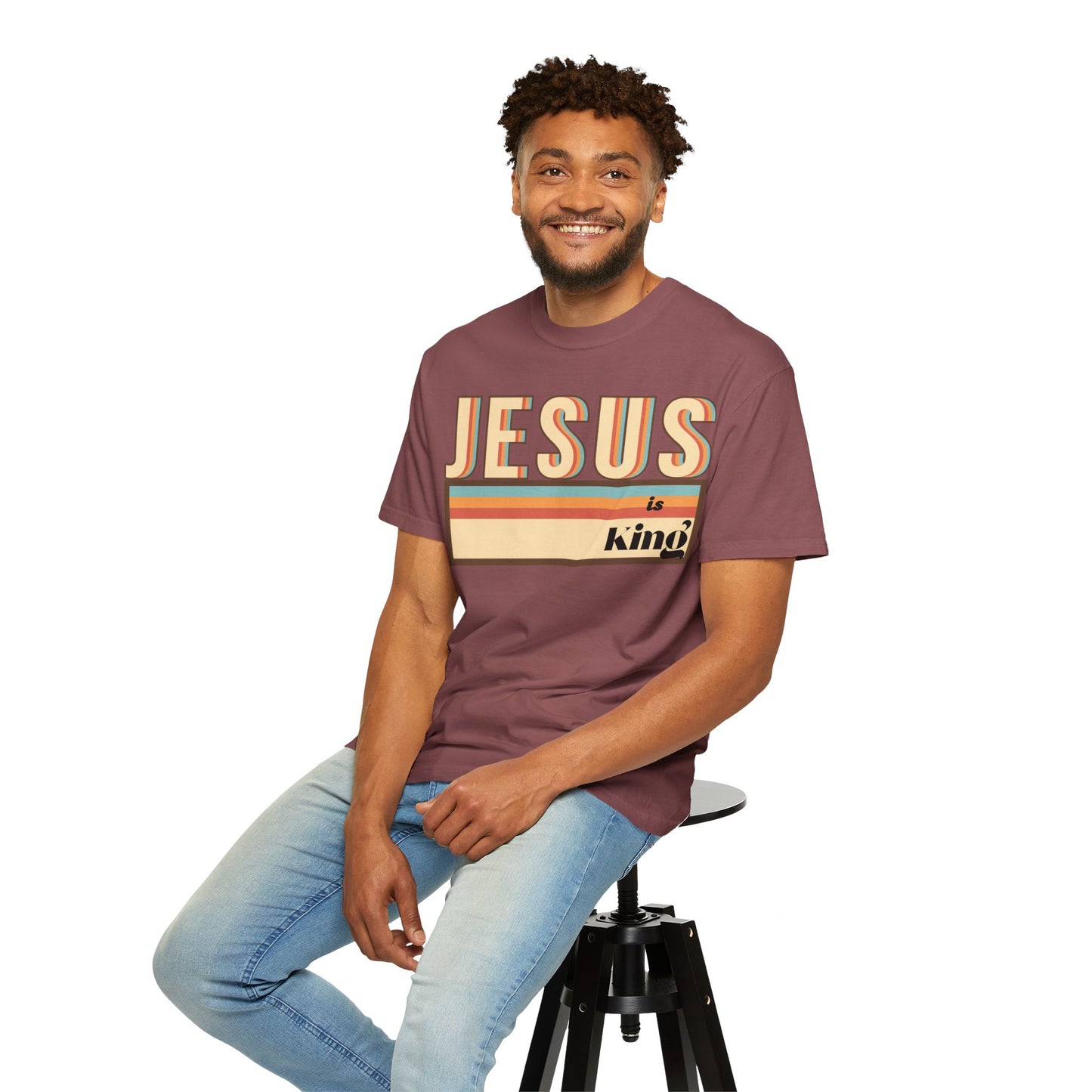 Jesus is King - Vintage Tee