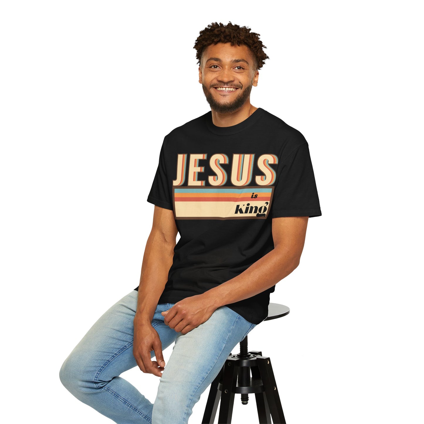 Jesus is King - Vintage Tee