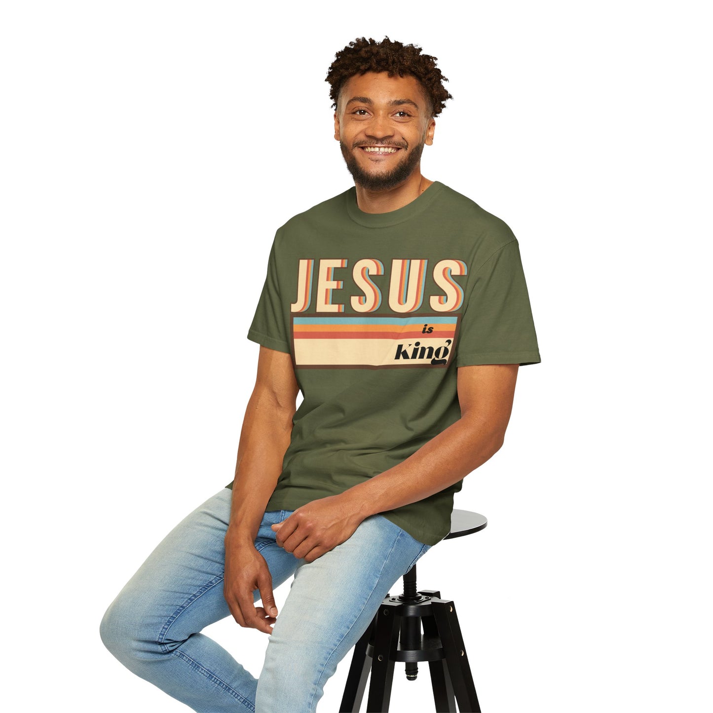 Jesus is King - Vintage Tee